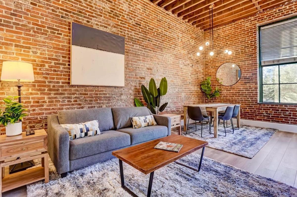 West End Loft - Downtown 5 Min Walk To River St Apartamento *