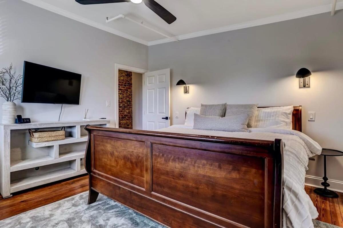 Apartamento West End Loft - Downtown 5 Min Walk To River St *